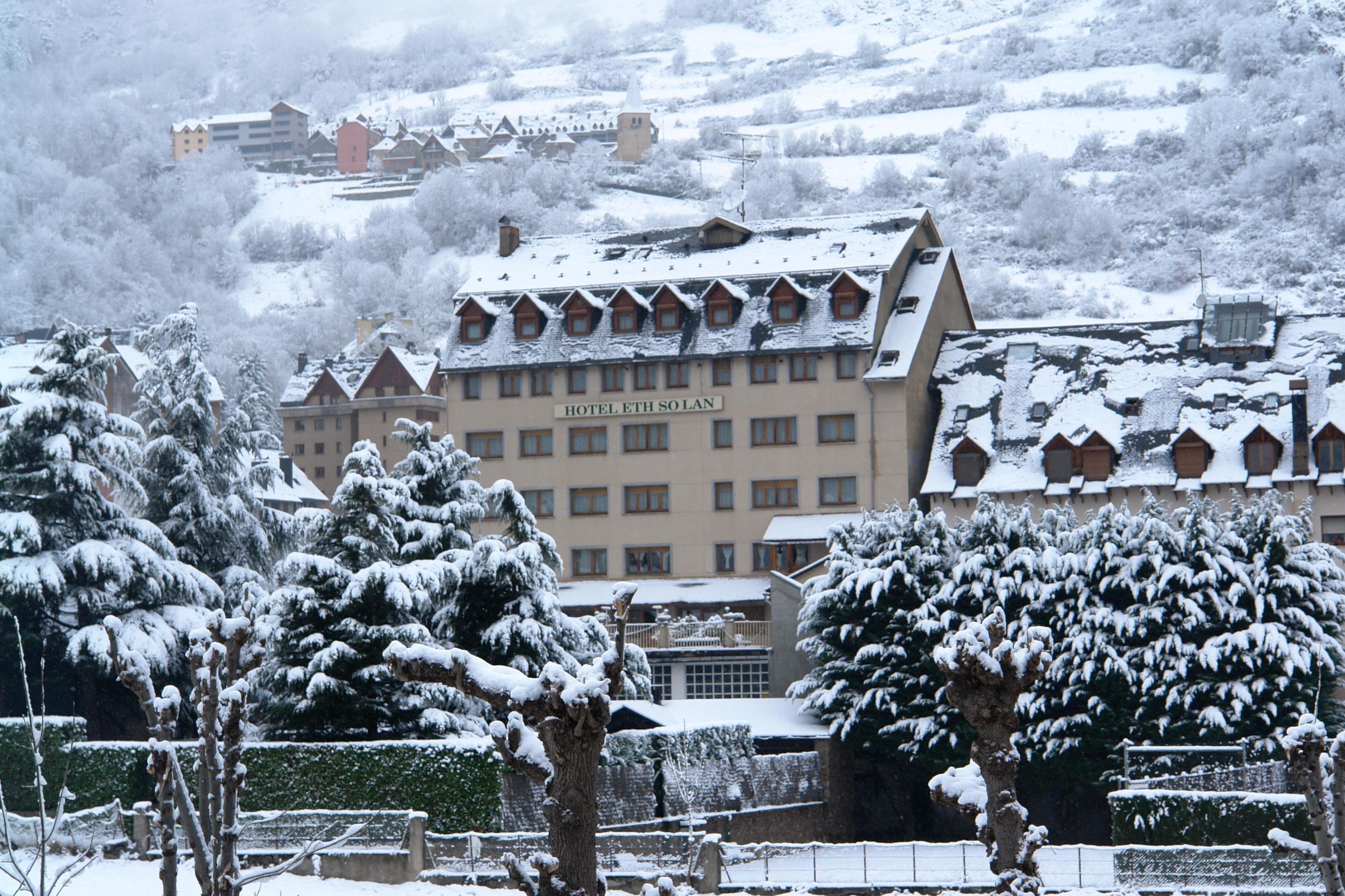 Hotel Eth Solan & Spa Vielha Exterior photo