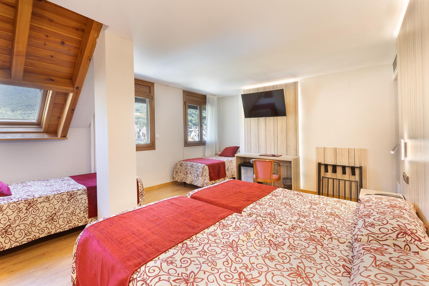 Hotel Eth Solan & Spa Vielha Exterior photo